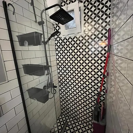 Centre House Apartment